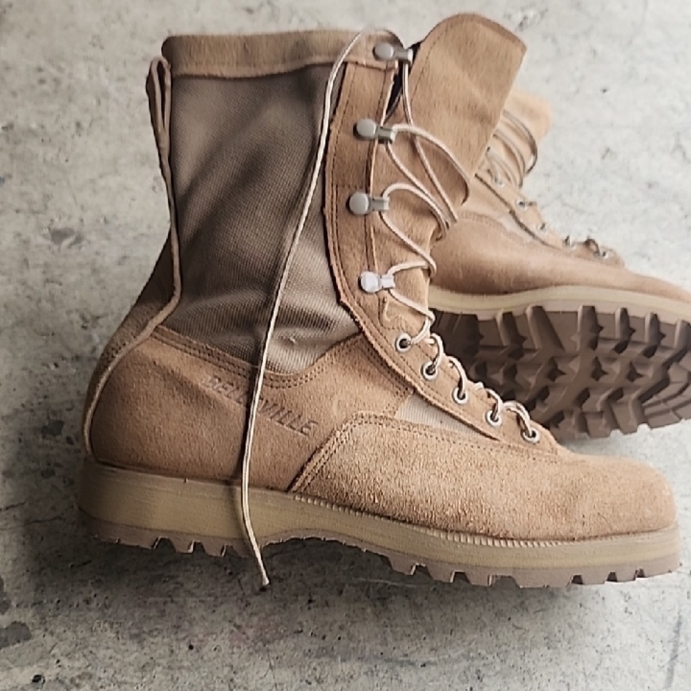 Tactical Tan Combat Boots - Picture 5 of 11